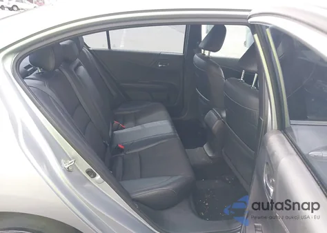 2017 Honda Accord Sport z USA, uszkodzony, nr VIN 1HGCR2F56HA043783